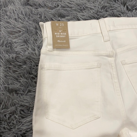 NEW • Madewell • 9 Inch Mid Rise Skinny Jeans - Picture 7 of 8